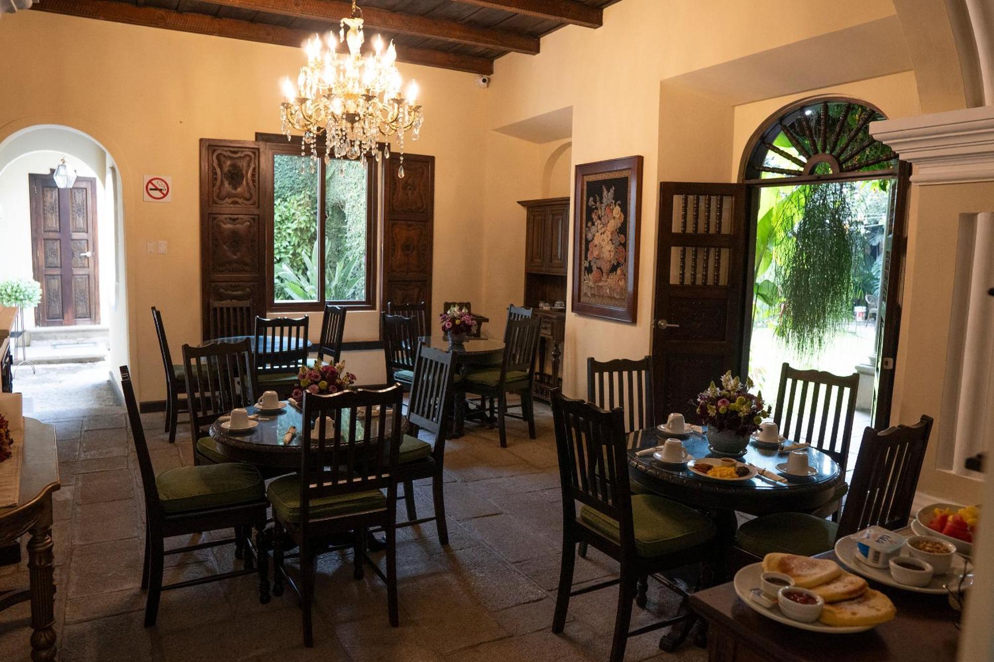 Casa Noble Hotel Antigua Bagian luar foto