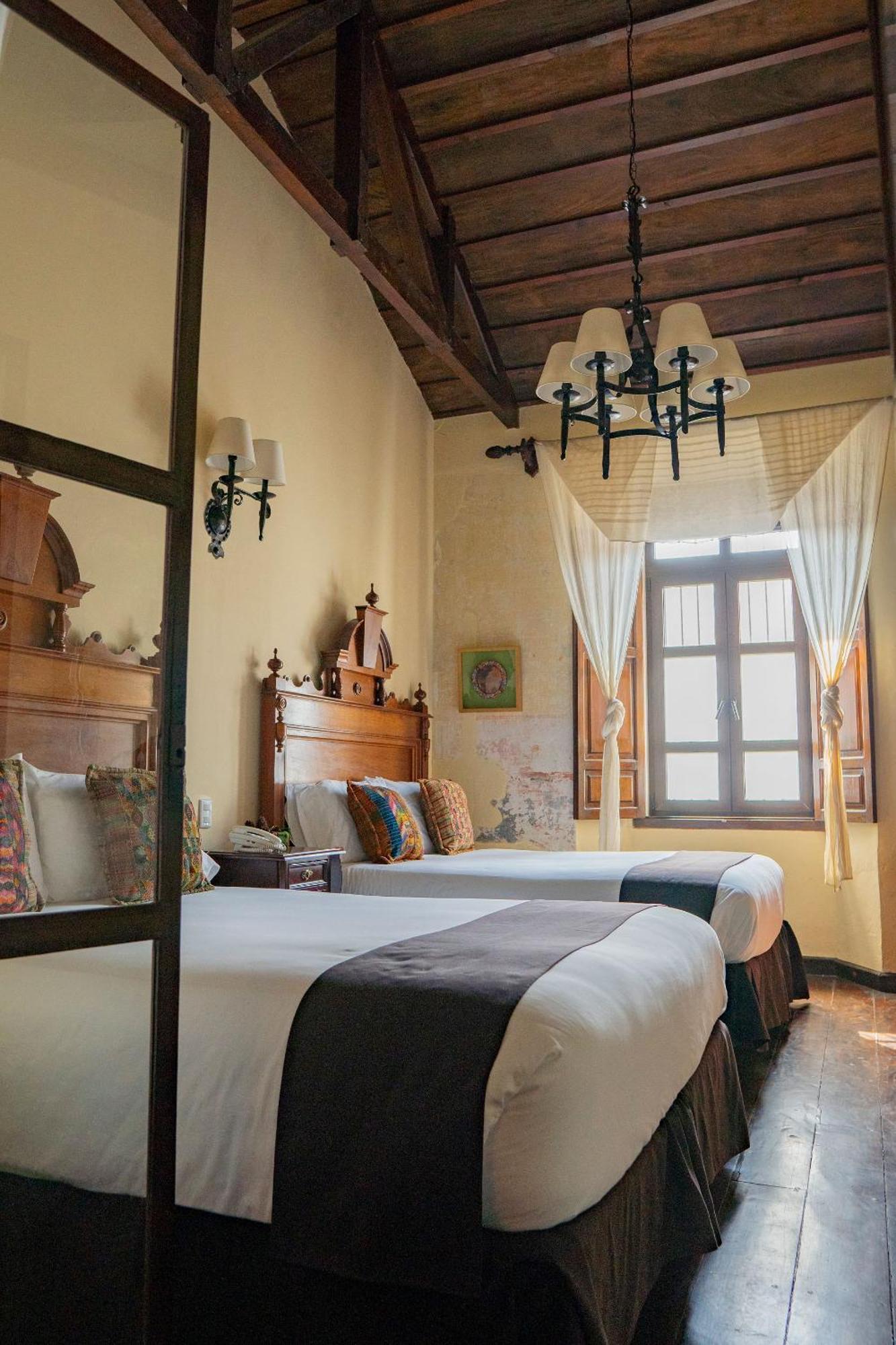 Casa Noble Hotel Antigua Bagian luar foto