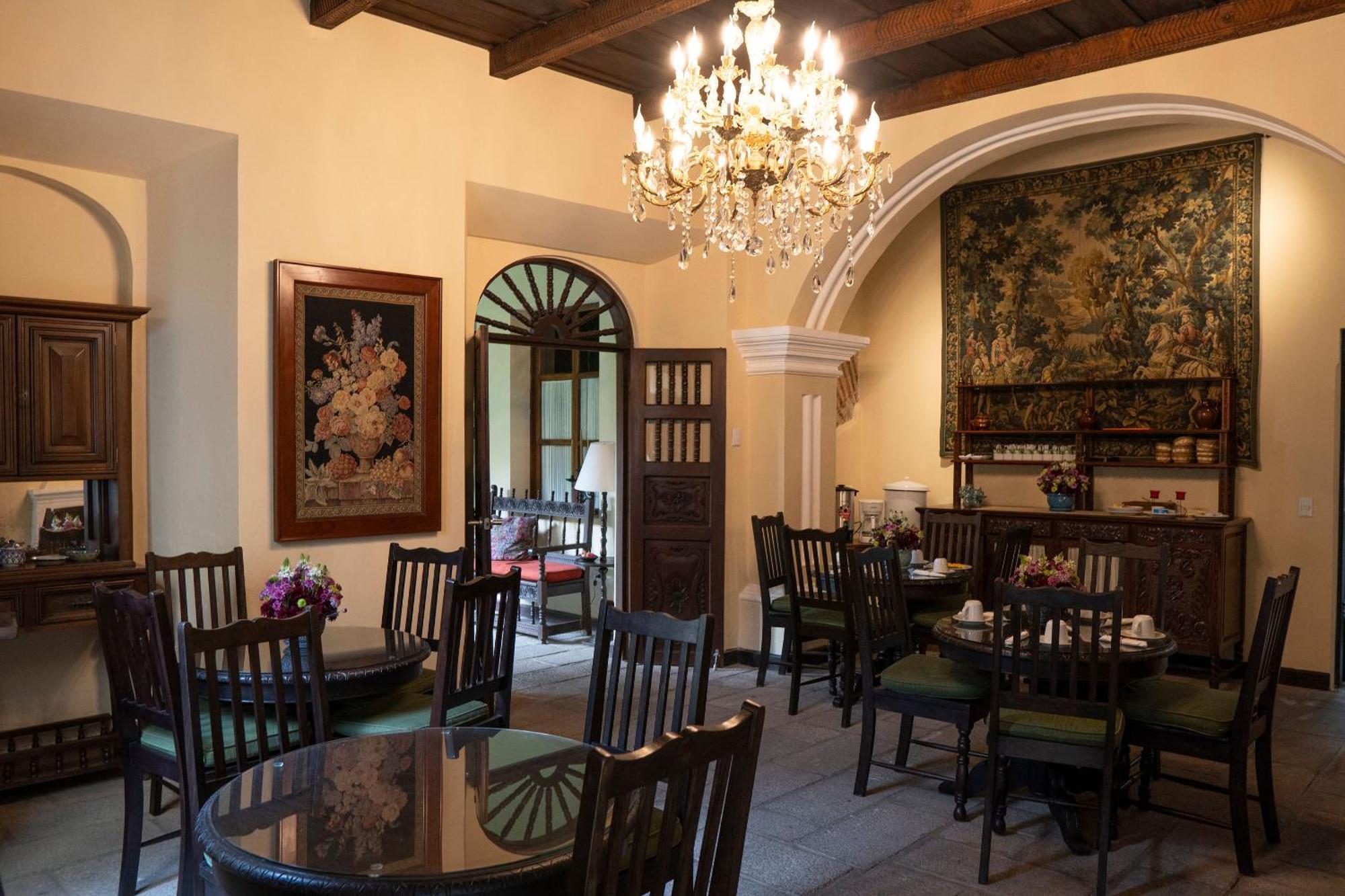 Casa Noble Hotel Antigua Bagian luar foto